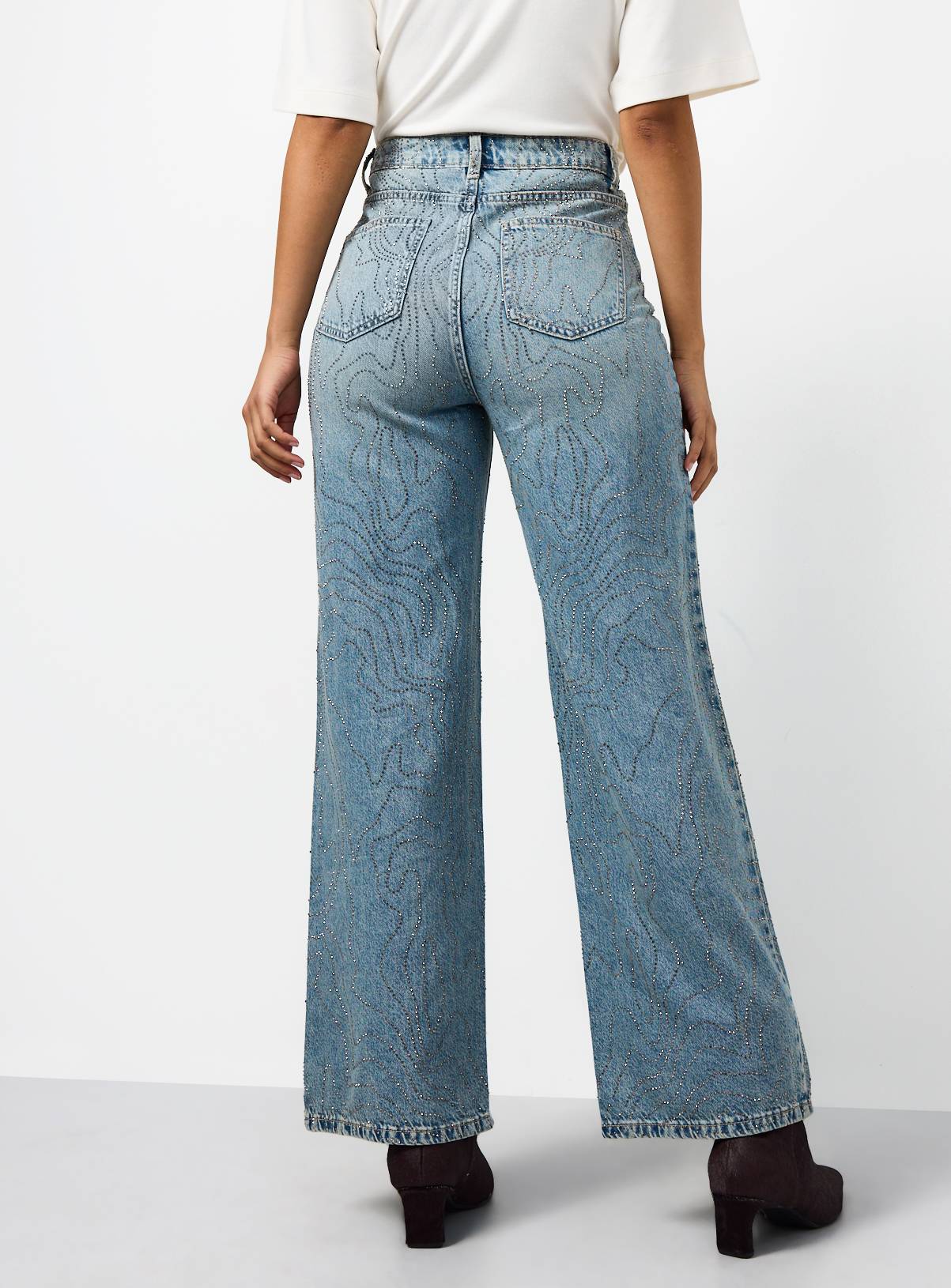 Mid-Wash Swirl Leg Wide Leg Jeans 14L - Image 4